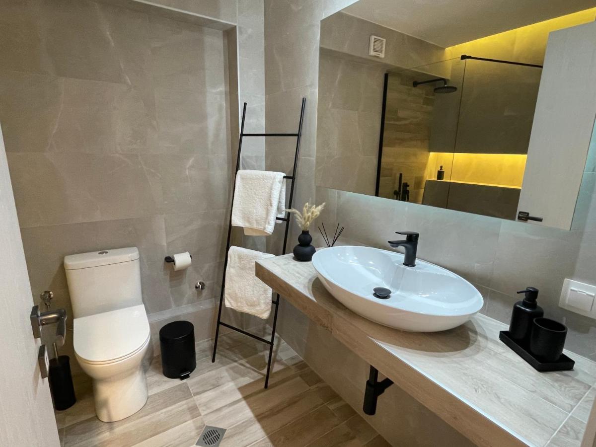 Jacuzzi Suite Ladadika 테살로니키 외부 사진